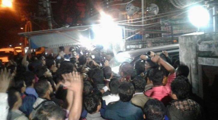 ফখরুলের গাড়িতে হামলা, চালক অাহত