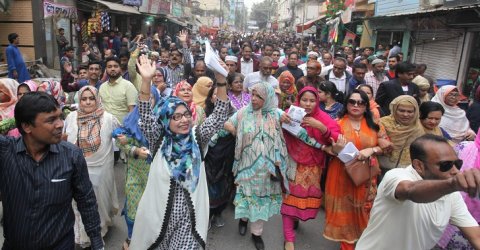 কৌশলী প্রচারে ধানের শীষের প্রার্থীরা