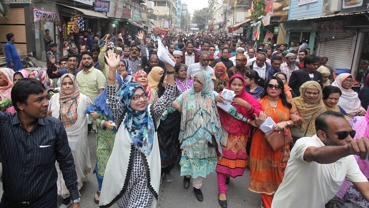 কৌশলী প্রচারে ধানের শীষের প্রার্থীরা