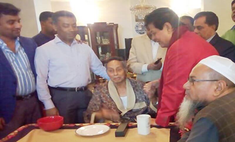 ১৪৭ আসনসহ নির্বাচন থেকে সরে দাঁড়ালেন এরশাদ